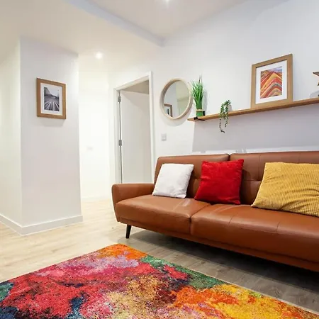 Super 2 Bed Apartment Close To Victoria Station Manchester Exterior photo