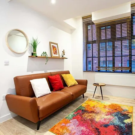 Super 2 Bed Apartment Close To Victoria Station Manchester Exterior photo